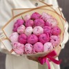 Розовый микс из 21 пиона